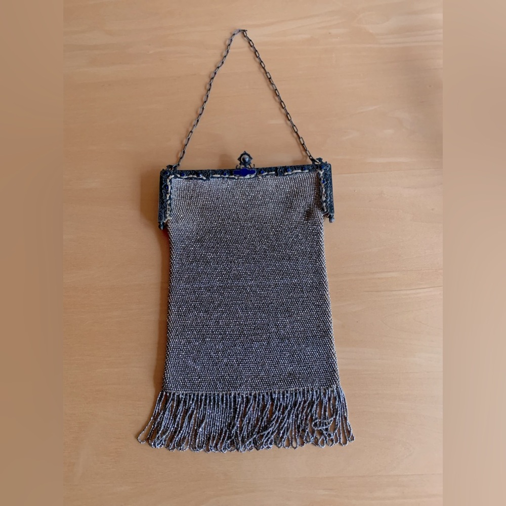 Antique Silver-Colored Mesh Style Flapper Purse